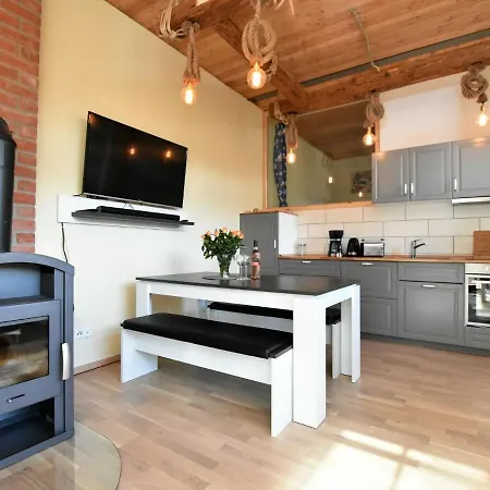 شقة Sun And Moon With Fireplace, Terrace And Garden